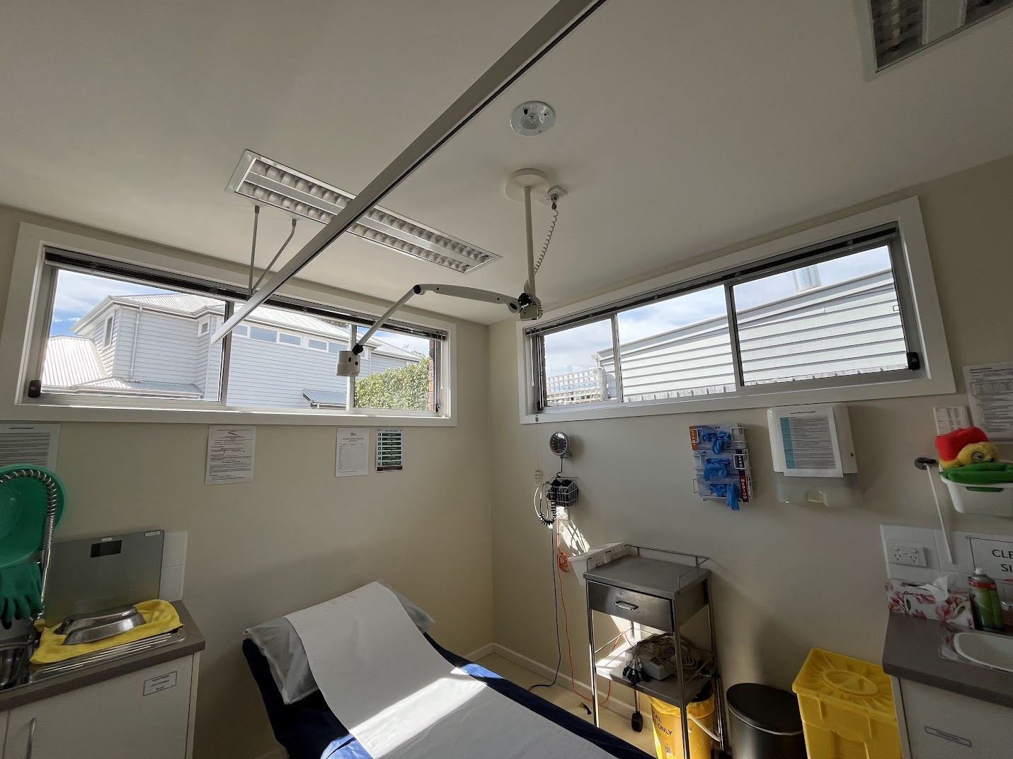 Consulting room interior windows — after clean